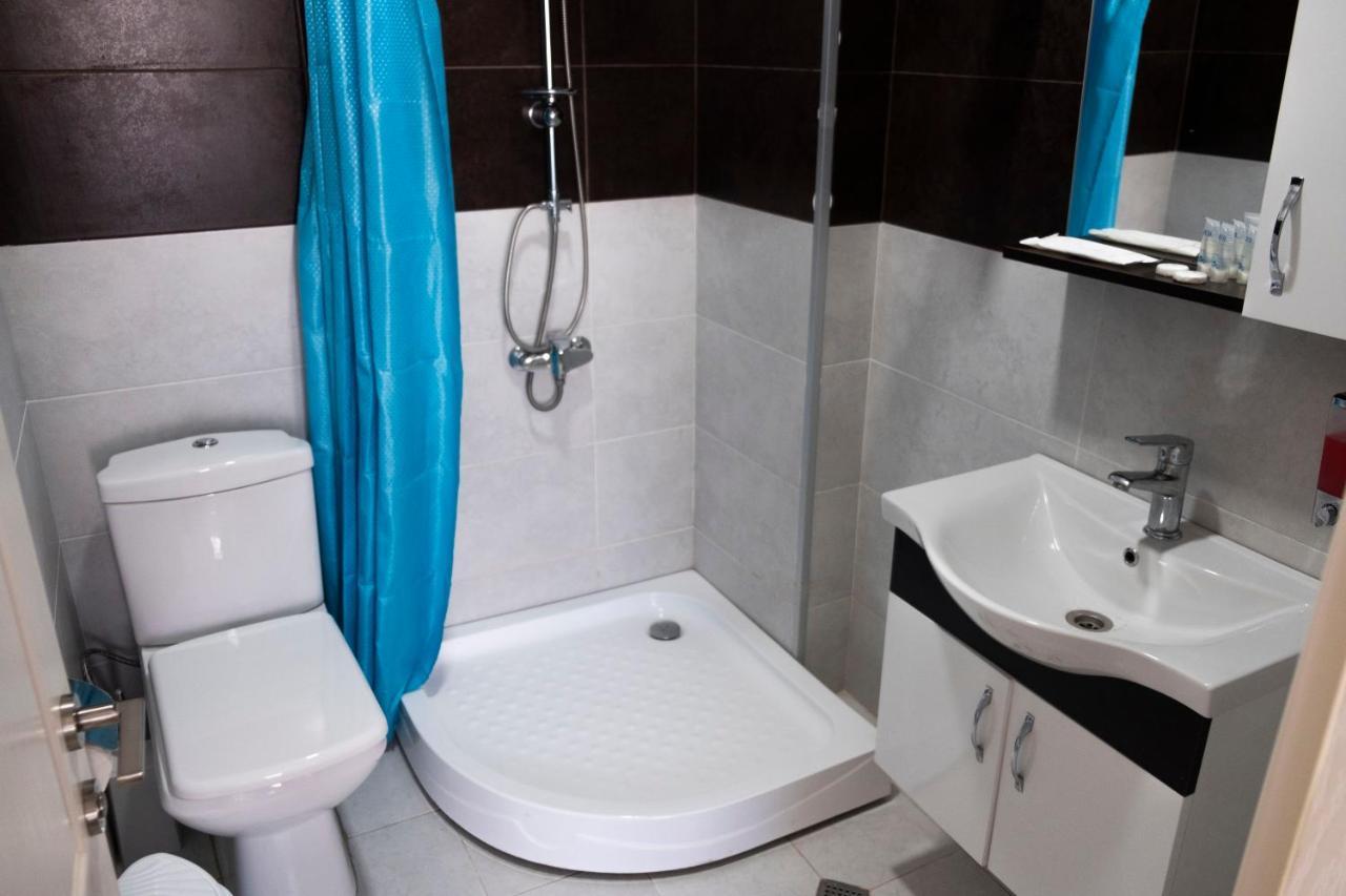 Art Hotel Батумі Екстер'єр фото