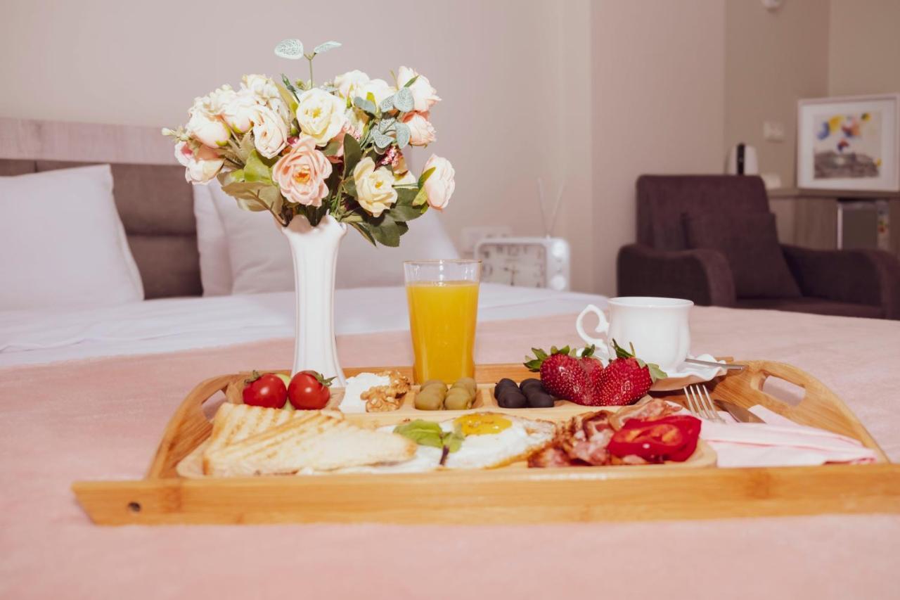 Art Hotel Батумі Екстер'єр фото