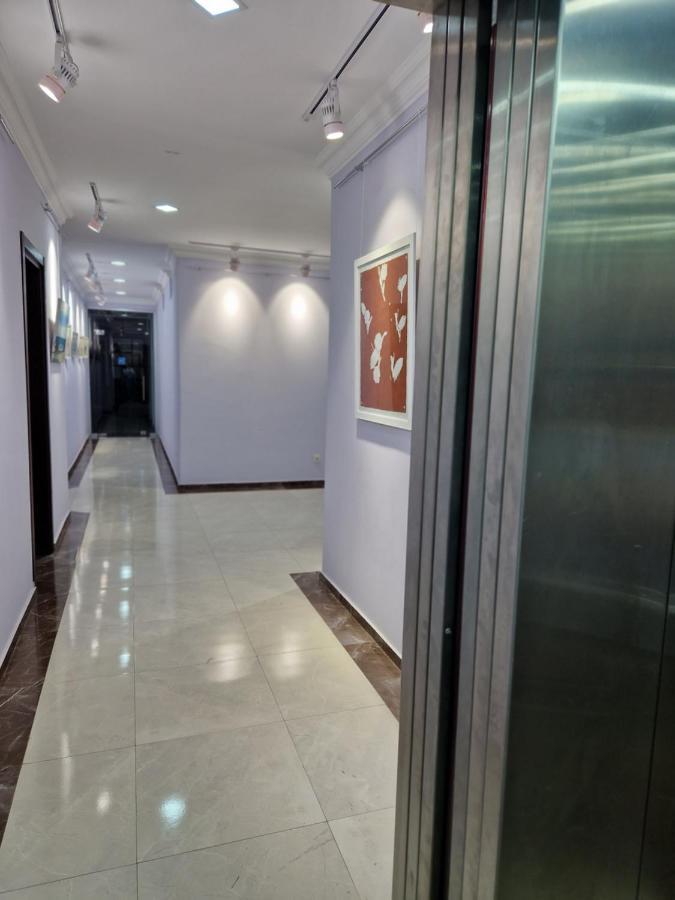Art Hotel Батумі Екстер'єр фото