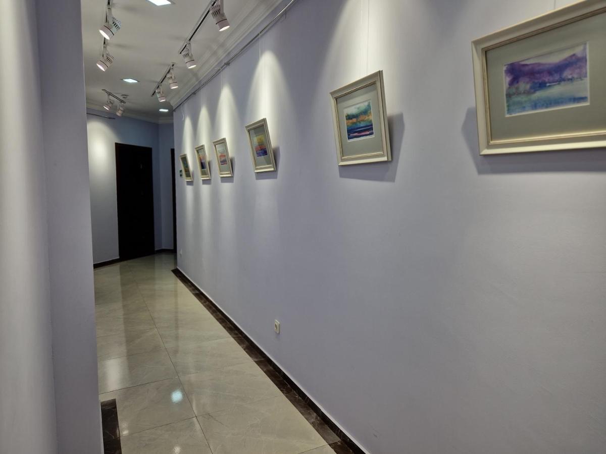 Art Hotel Батумі Екстер'єр фото